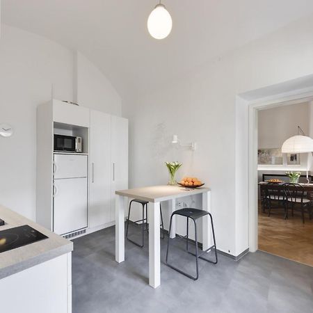 City Center Apartment With Parking ลูบลิยานา ภายนอก รูปภาพ